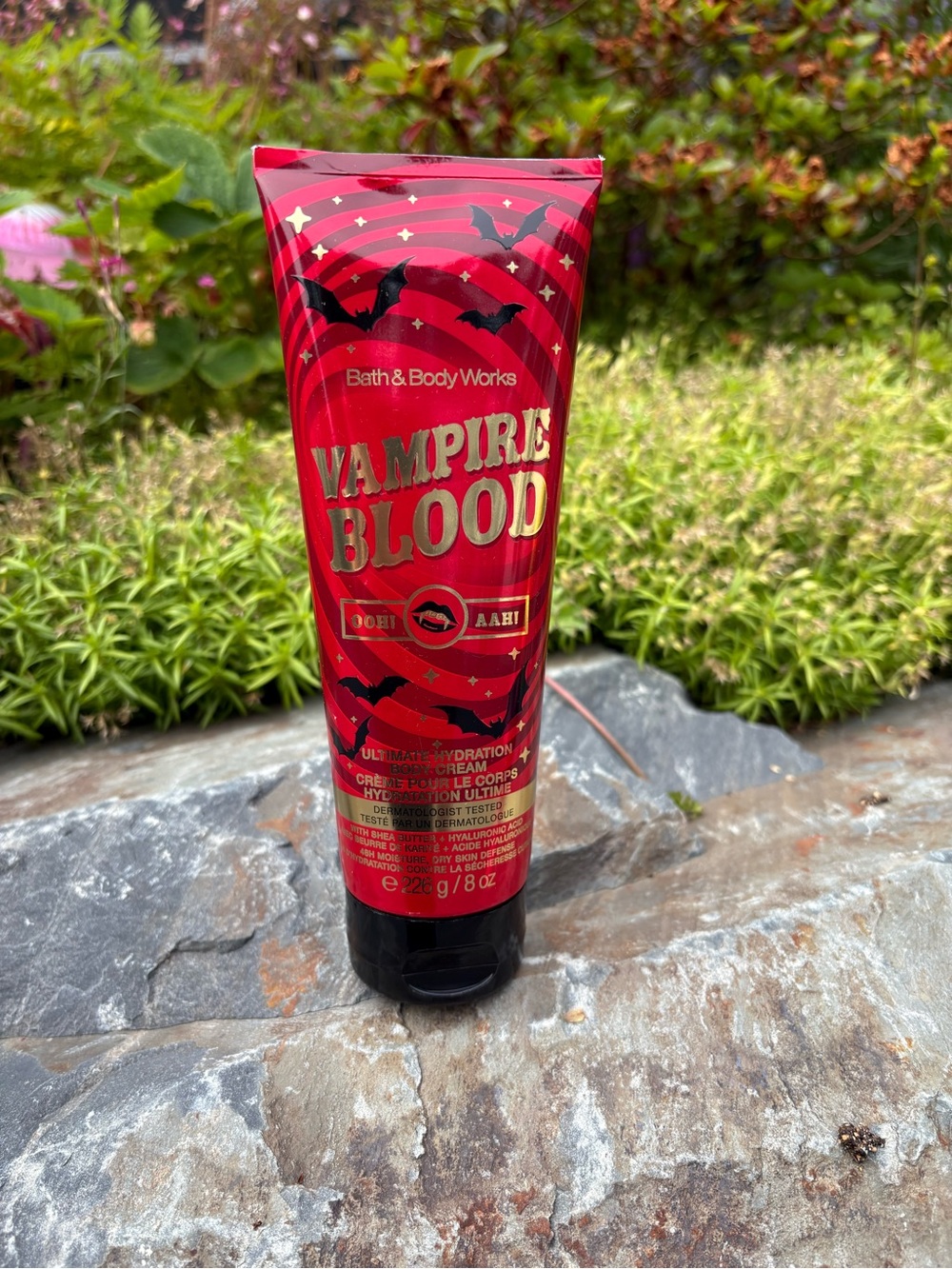 Bath & Body Works Vampire Blood Body Cream - Red